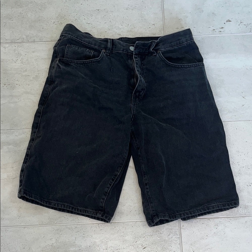 Zara Men's Black Denim Shorts